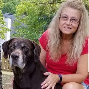 Meet your Posher, Loretta